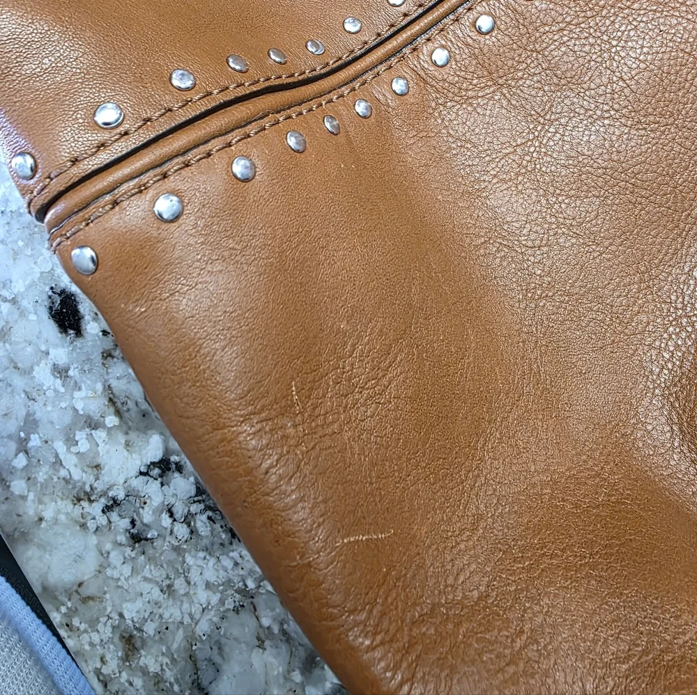 Michael Kors Uptown Astor Bag in Cognac. Preloved! - Picture 11 of 13
